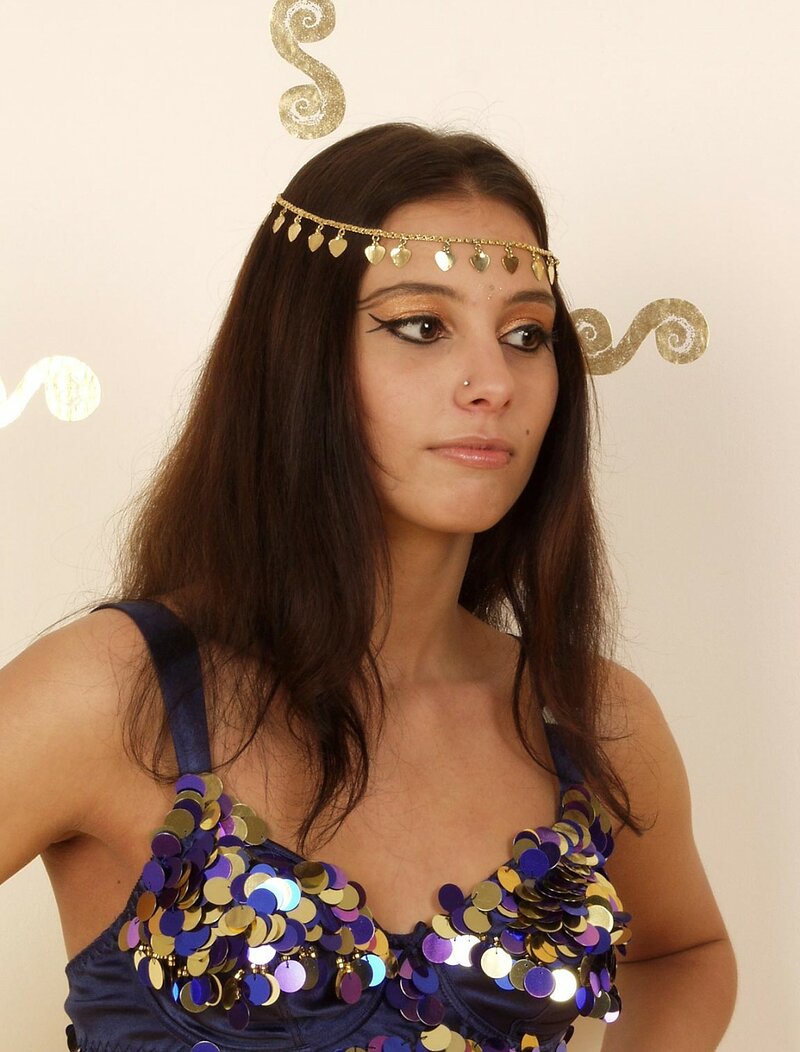 Ангелина, 23